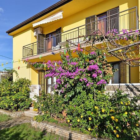 Apartments Danijel 1956 Пула Екстериор снимка
