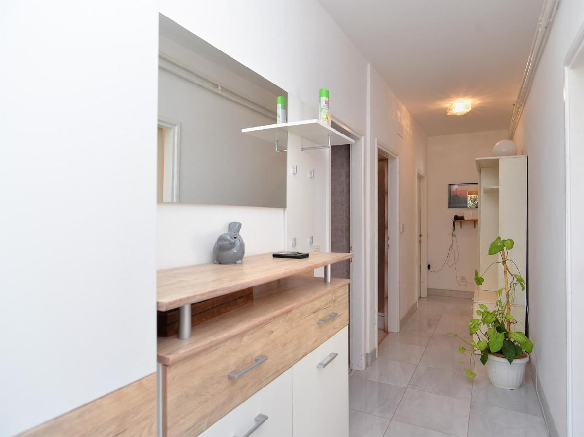 Apartments Danijel 1956 Пула Екстериор снимка