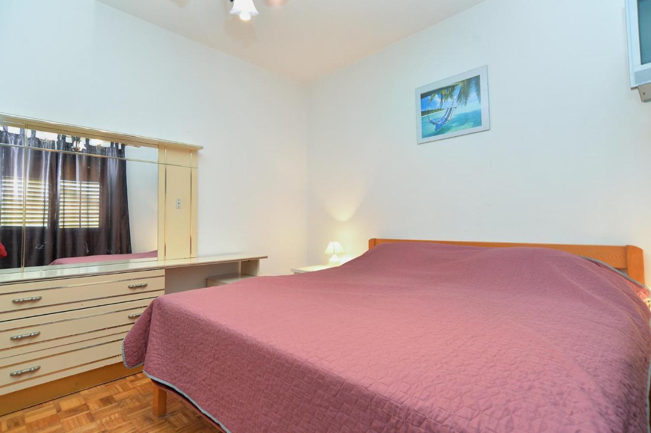 Apartments Danijel 1956 Пула Екстериор снимка