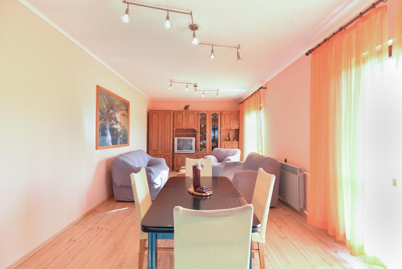 Apartments Danijel 1956 Пула Екстериор снимка