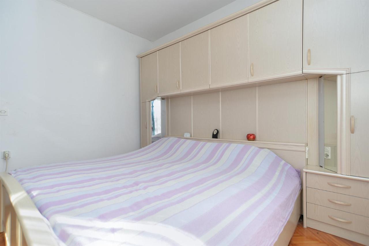 Apartments Danijel 1956 Пула Екстериор снимка