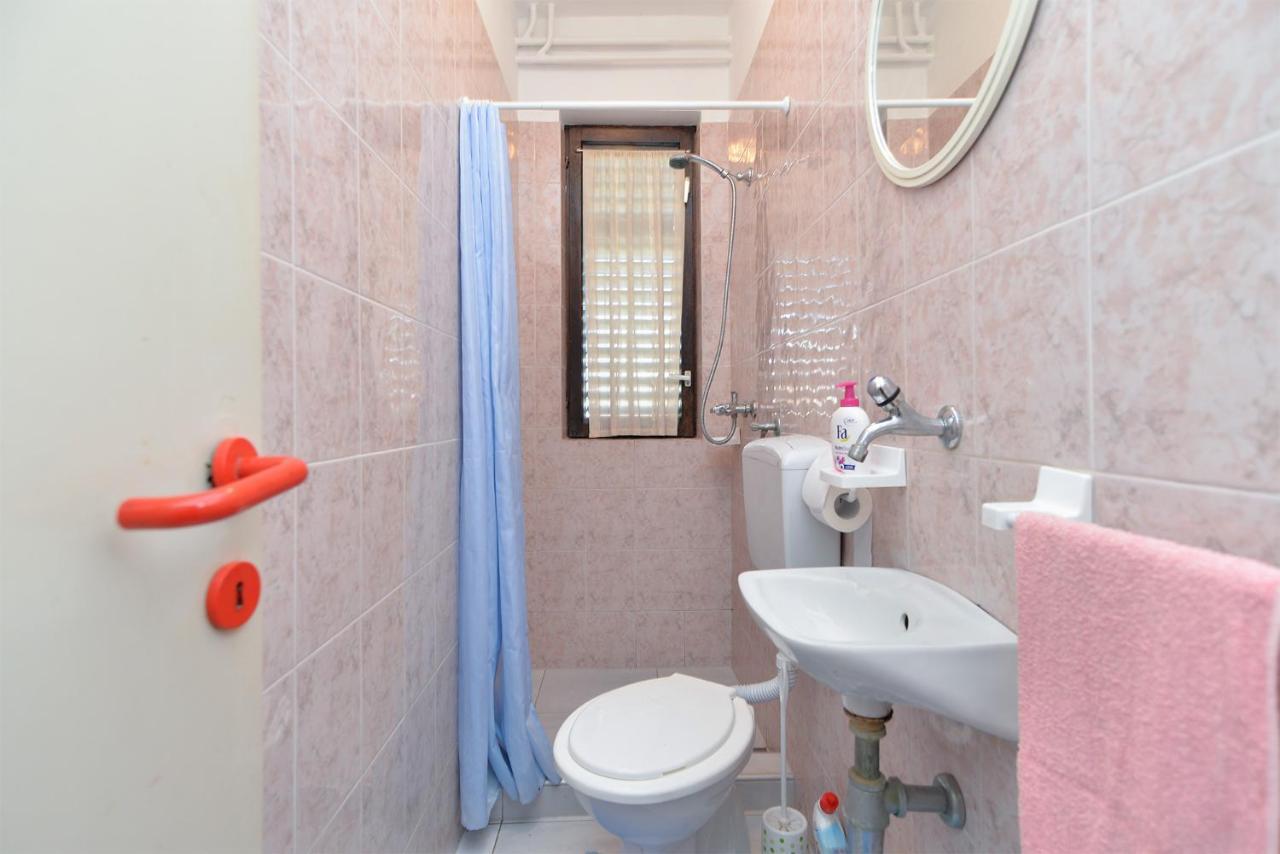 Apartments Danijel 1956 Пула Екстериор снимка